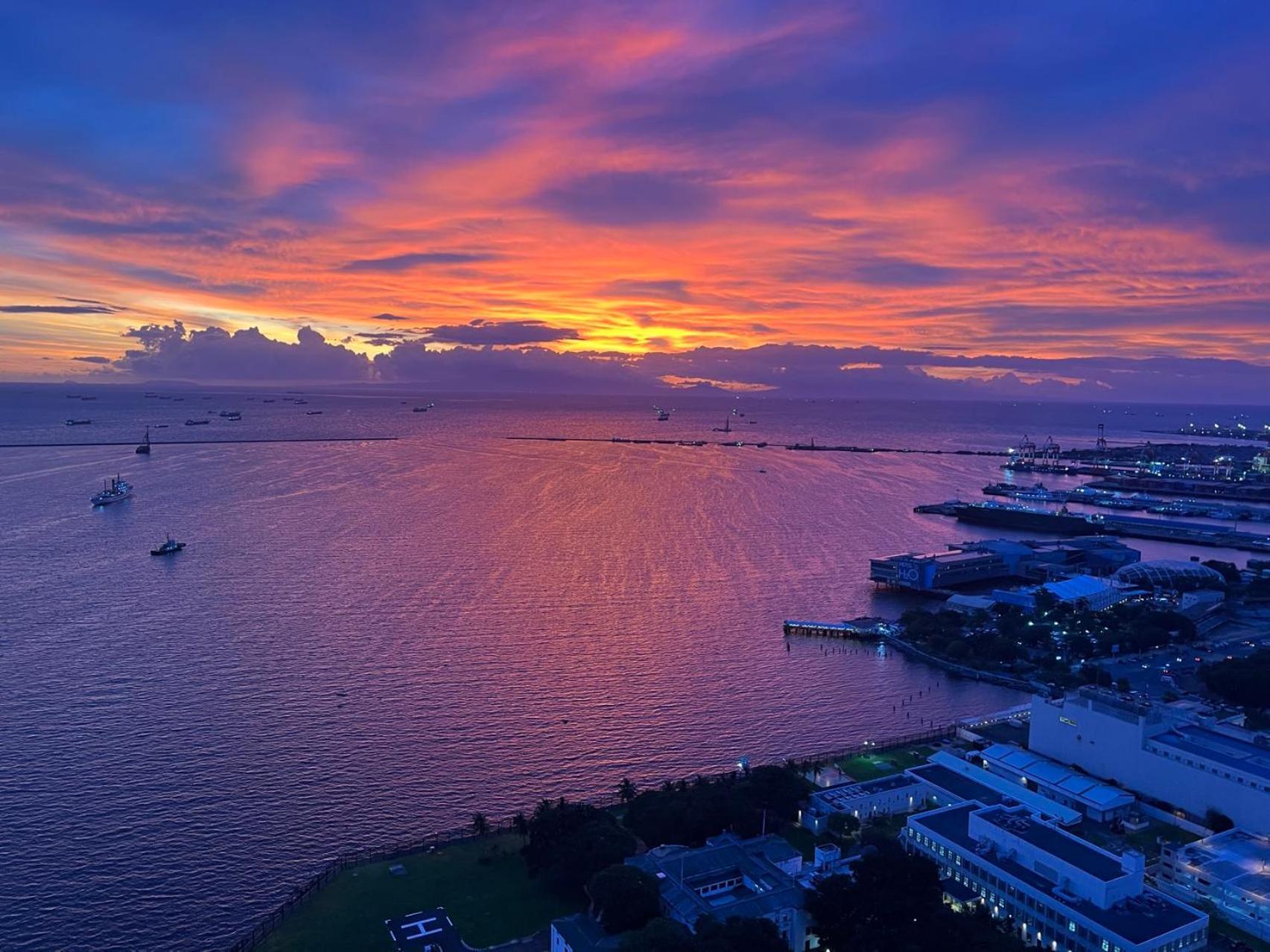Dreamy Sunset Bay Aparthotel Manila Ngoại thất bức ảnh
